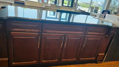 Floor model: Chestnut Kitchen Island with countertop Dimensions: 88"W x 46"D x 36"H