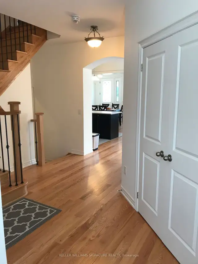 Beautiful Semi-Detached home for LEASE in Preserve – OAKVILLE in Long Term Rentals in Oakville / Halton Region - Image 4