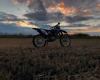 Selling my 2011 Yamaha ttr-230 trail bike. Bought it last summer just to ride with buddies, drove it...