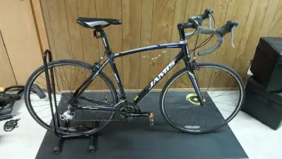 Jamis Ventura Sport aluminum road bike - 51 cm size, View more