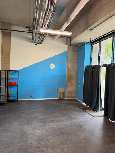 A versatile commercial unit ideal for: Light manufacturing or production Artisan workshops or studio...