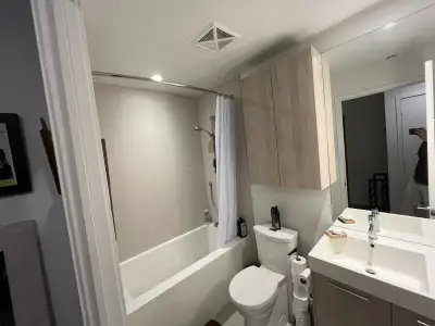 Luxury condo unit short term rental - for 1 or 2 months available now for a very low price Luxury co...