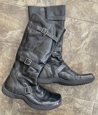 Ladies Leather Boots Sz 11 (41EUR)