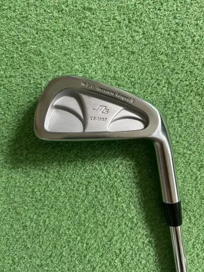 MIURA Giken CB1007 Y Grind Limited irons 5-PW with Nippon Neo 950 X Stiff. Clubs play about a 1/4" s...