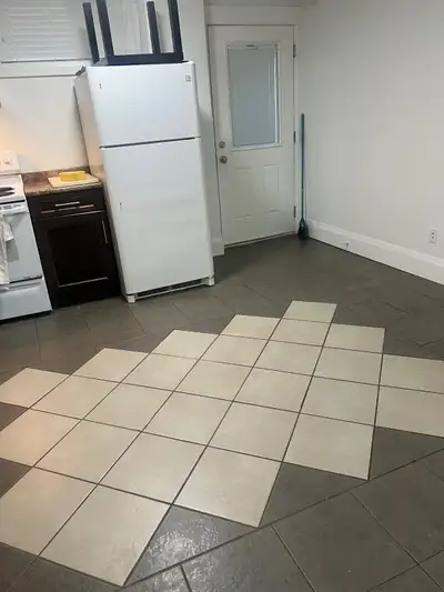 One bedroom basement suite, near Burcoquitlam skytrain station, only 20 minutes to SFU, 12 minutes t...