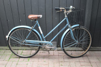 Vintage Rare Raleigh 3 speed bike