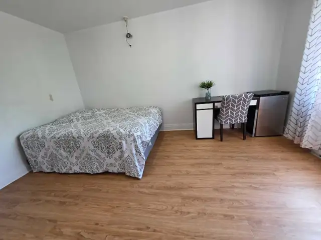Photo 6