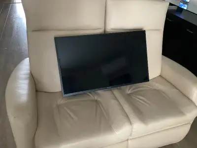 Téléviseur  Sony Bravia 32 pouces PRIX RÉDUIT, View more