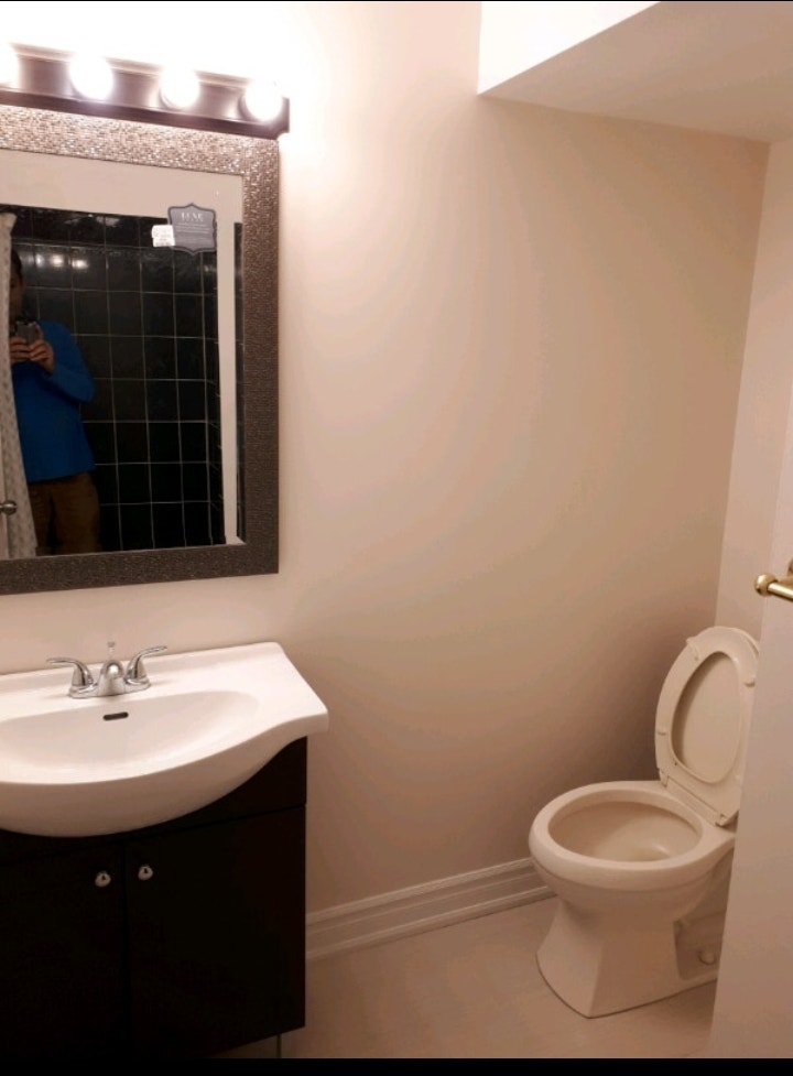 One Bedroom Basement Apartment in Newmarket 4