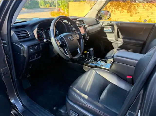 Toyota 4Runner585100300093368322