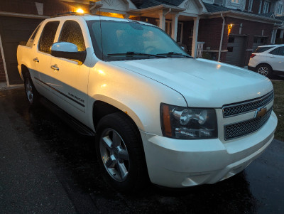 2011 Chevrolet Avalanche LTZ