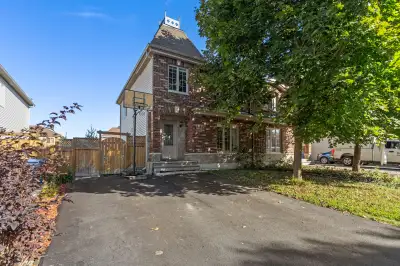 À Louer – Maison Familiale Spacieuse & Élégante au Plateau/Hull | Emplacement de Choix Disponible 1e...