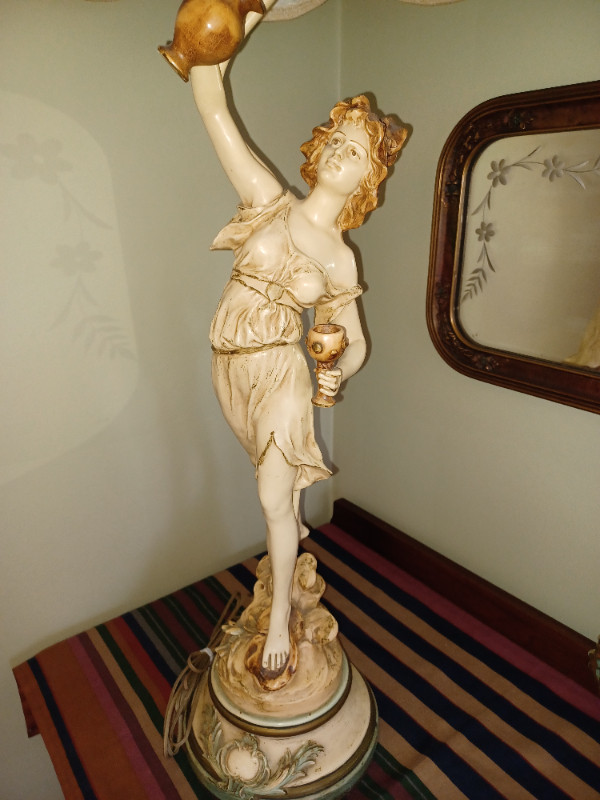 Pair of L and F Moreau art nouveau spelter table lamps. in Indoor Lighting & Fans in Chatham-Kent - Image 4