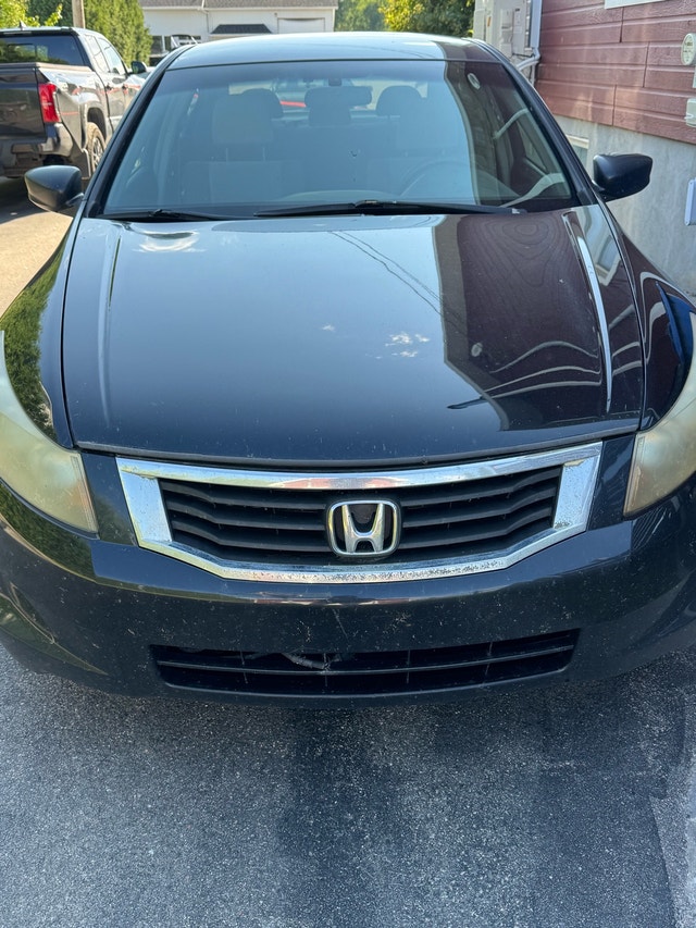 Honda Accord manuelle 4 cylindres