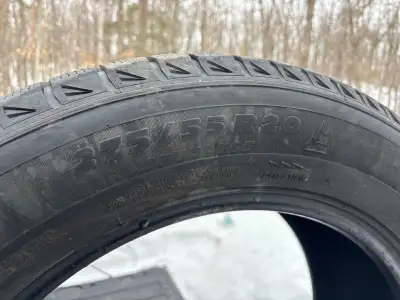 Michelin X-Ice Winter Tires. 275/55R20. No patches. Tires don't fit my new truck. No rims. Set of 4...