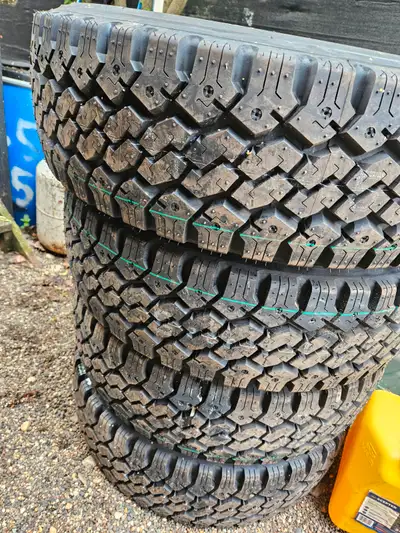 New tires toyo, dont have the truck anymore. Call 250 983 8137
