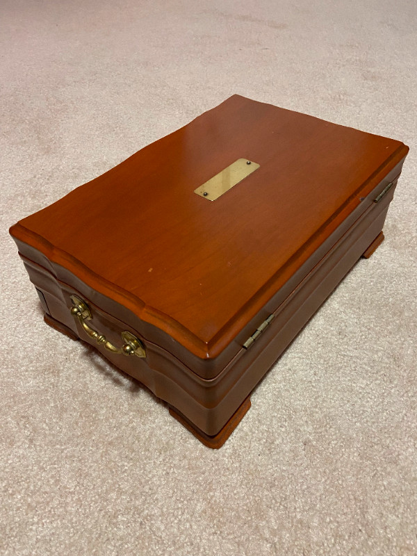 Jewelry Box in Jewellery & Watches in Hamilton - Image 3