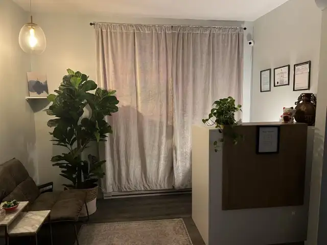 Mtl East Pearl Quality Massage -76162864742940289122