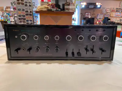 Sansui AU-999 Solid-State Stereophonic Amplifier, View more