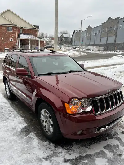 08 CRD 3.0 Grand Cherokee (overland edition). It was my winter vehicle. Has oil leak. A few electric...