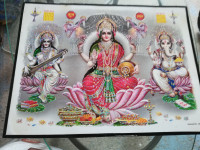 MULTIPLE BEAUTIFUL WALL PAINTINGS/HANGINGS FOR SALE In excellent