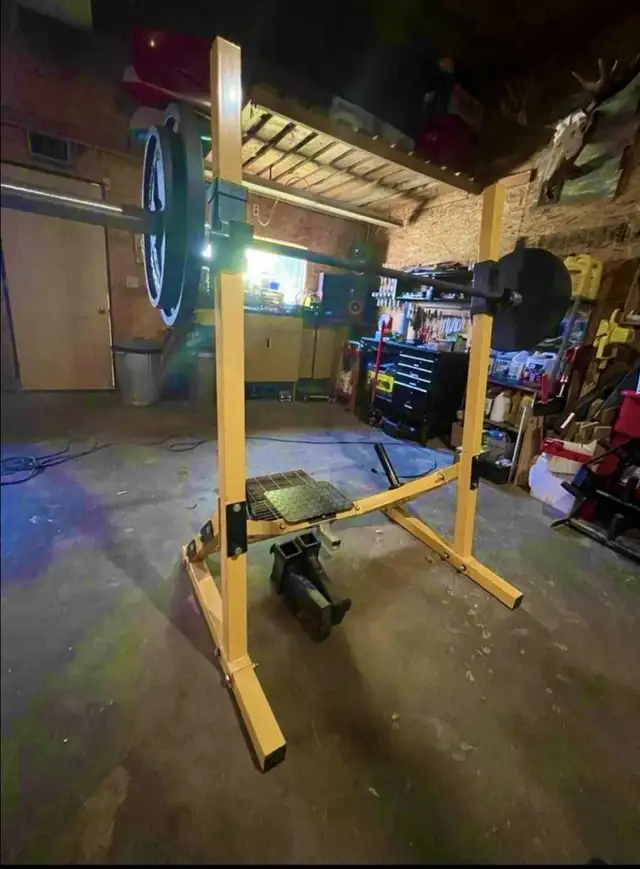Powertech Squat Rack  in Exercise Equipment in Regina - Image 2