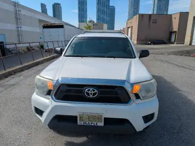 Price reduced to sell fast as don't have parking space....This is a well-maintained Toyota Tacoma 20...