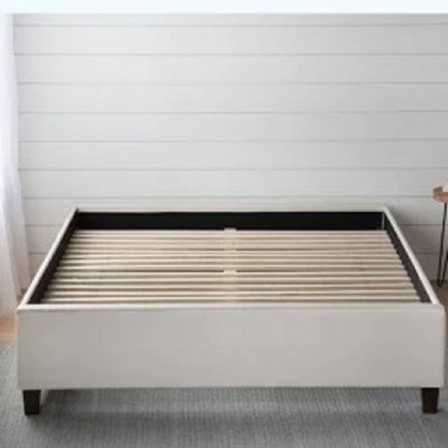 WANTED: Wooden BASE Wanted for Queen Size Mattress in Other in Gatineau