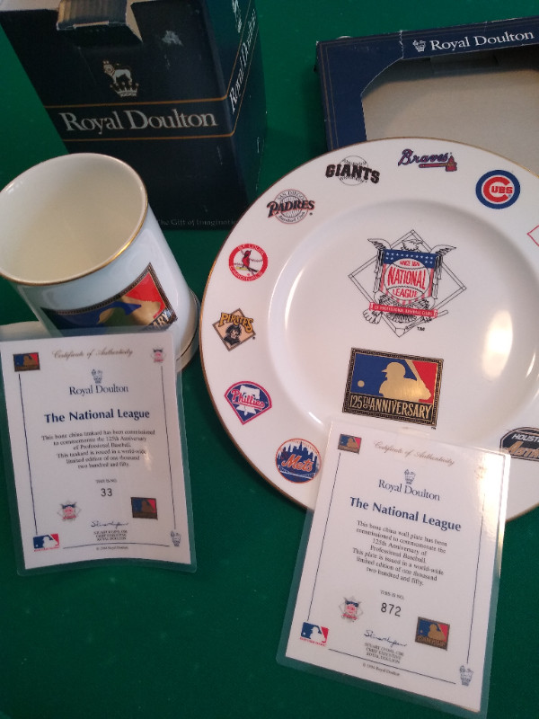 Royal Doulton MLB 125th ANNIVERSARY NATIONAL LEAGUE china tankar in Arts & Collectibles in Kitchener / Waterloo - Image 2