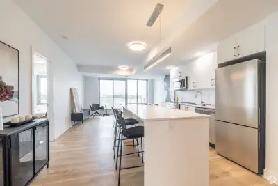 Available Feb 1st - 8th Floor the Dale 99 Modern 2 bedroom / 2 bathroom apartment in The Dale, luxur...