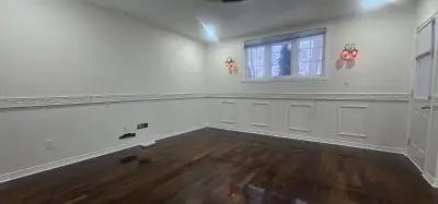 Bachelor unit/whole basement available for lease Prime location in Newmarket (Yonge/Mullock) Above g...