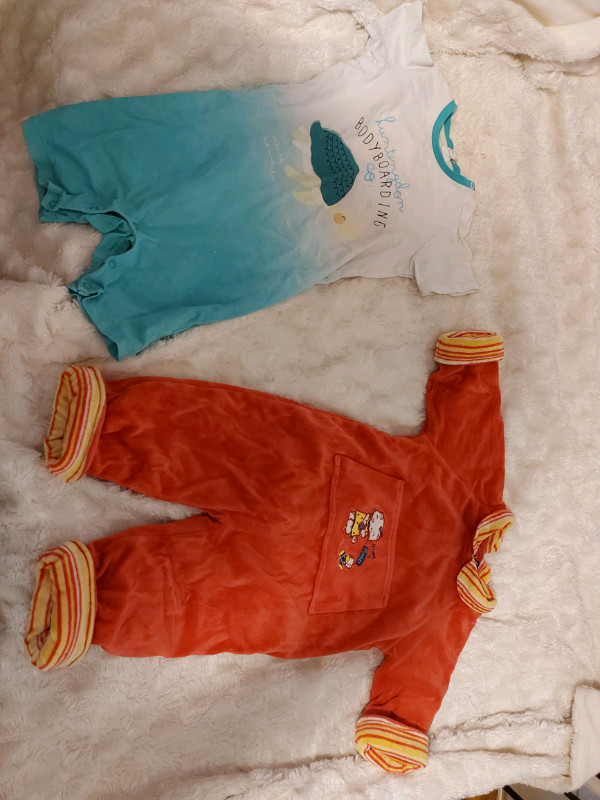 vêtements bébé 24 mois dans Vêtements - 18 à 24 mois  à Ville de Montréal - Image 4