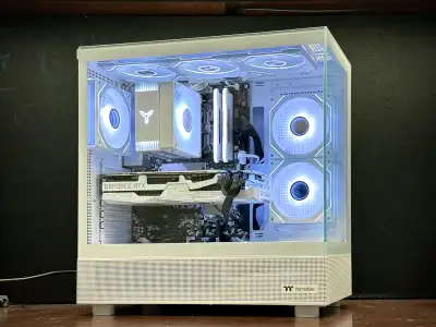 Specs: CPU: RYZEN 5 5600X COOLER: JONSBO TOWER RGB RAM: CORSAIR 16GB DDR4 MOTHERBOARD: ASROK STEEL B...