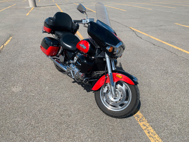 Honda Valkyrie Interstate 2000 dans Routières  à Laval/Rive Nord - Image 2