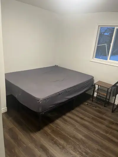 Orleans furnished room with all utilities included with wifi for rent. The room is available immedia...