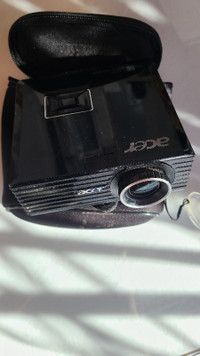 Acer K11 DLP Portable Mini Projector