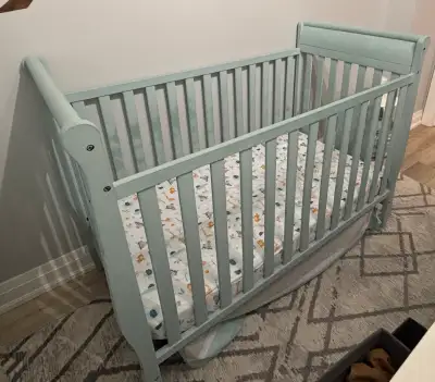 graco crib, View more
