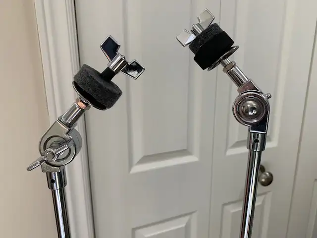 Ludwig Lightweight Flat-Base Cymbal Stands (1 pair) in Drums & Percussion in St. Catharines - Image 4