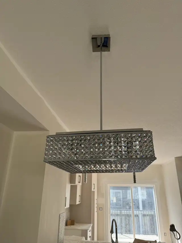 electrician408442177879418882