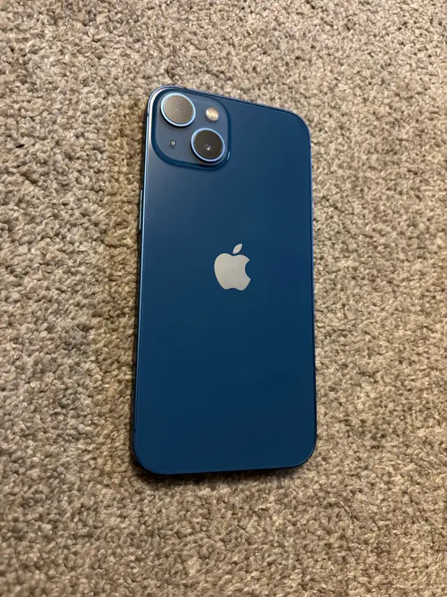 IPhone 13 unlocked 128gb628637389653781221