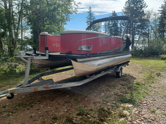 2018 Avalon Pontoon  in Powerboats & Motorboats in Bridgewater - Image 2