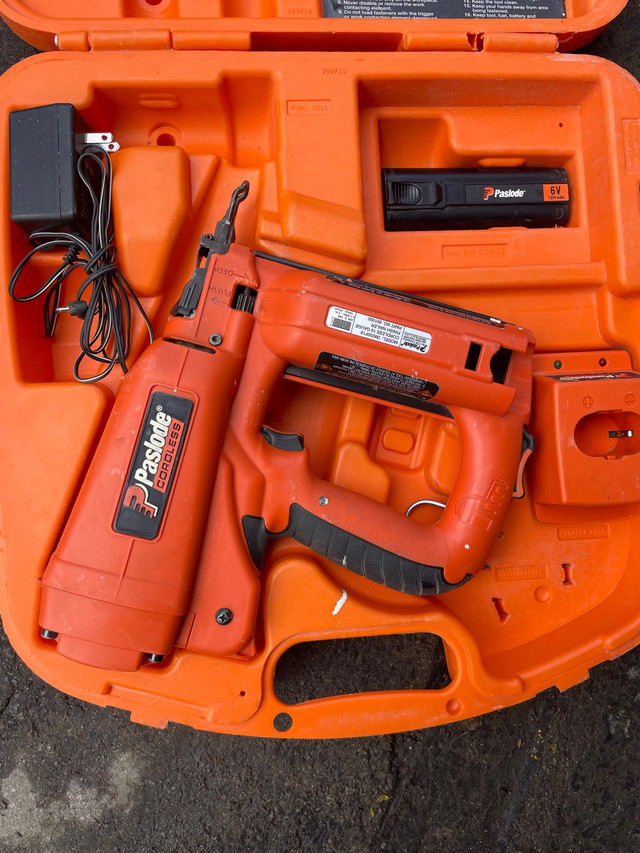 Pasload finish nailer in Power Tools in Mississauga / Peel Region
