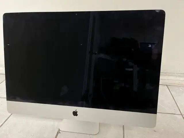 8 gig Ram Slim Apple iMac 21.5" Core i5 Camera 1000gb Storage in Desktop Computers in Mississauga / Peel Region - Image 4