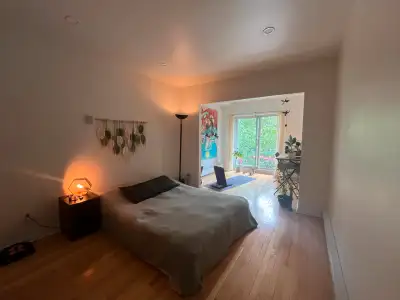 Plateau Studio Summer Sublet | July 29th to September 16th