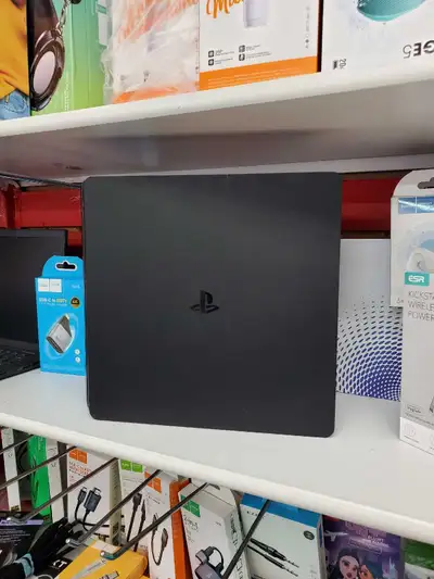 PlayStation 4 slim , View more