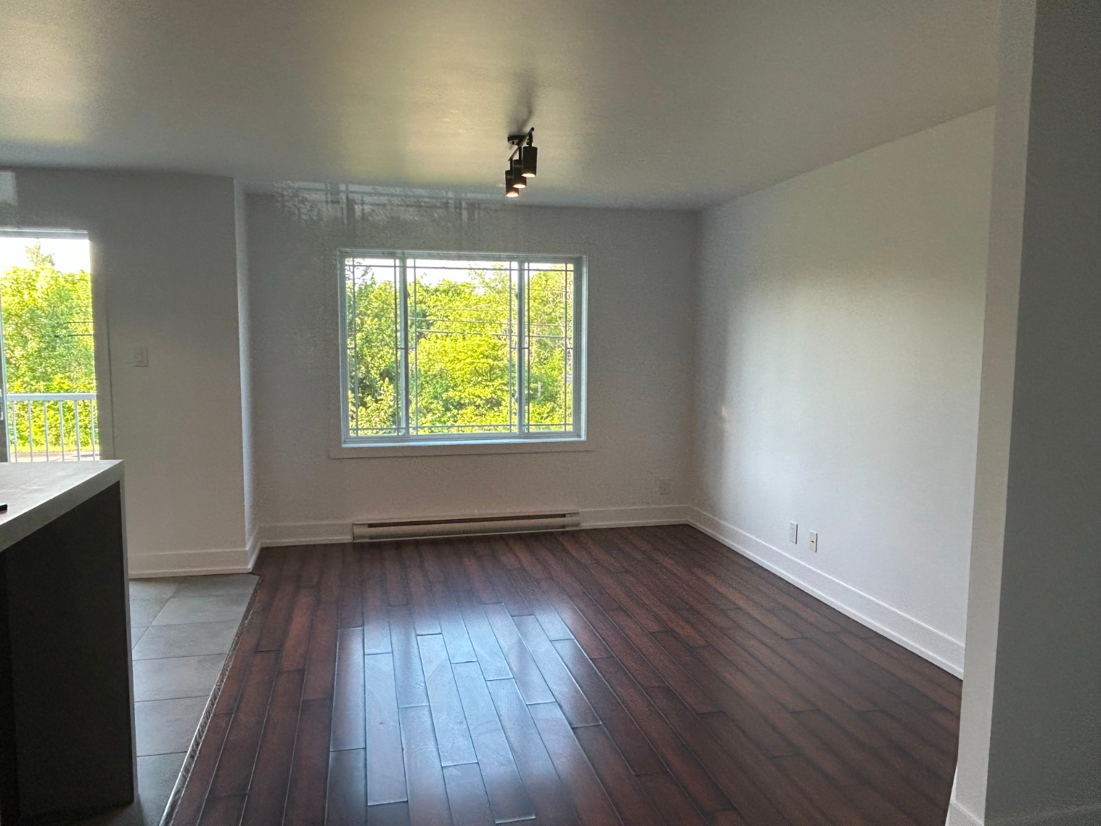 Condo  à louer à 12 minutes du Quartier Dix30 — photo 3