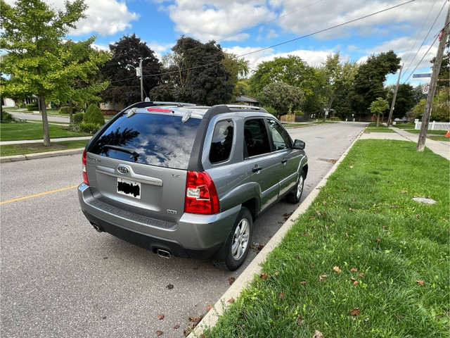 Kia Sportage in Cars & Trucks in Markham / York Region - Image 4