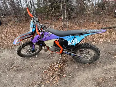 2019 KTM 250 xc-w FMF exhaust Full Rebuild around 70 hours Newer suspension Fresh oil Full 2 stroke...