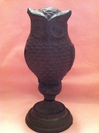 SOLID CAST IRON OWL
