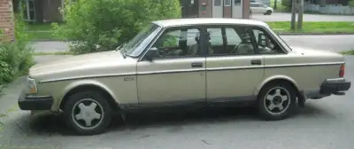 1989 Volvo 240 DL Accident free. Well maintained. Solid body, minimal rust for age. Same owner for o...